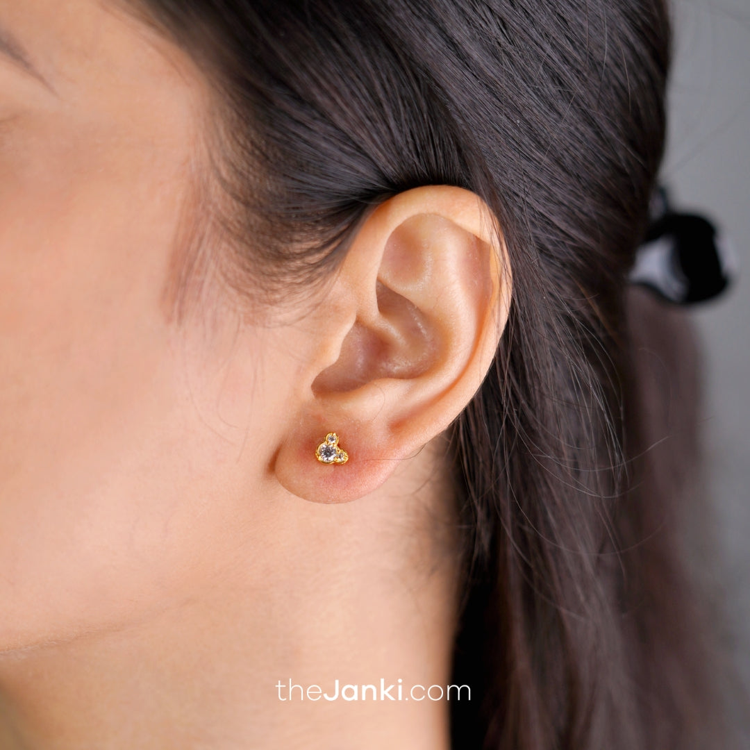 Dazzling Superstar Night Earrings