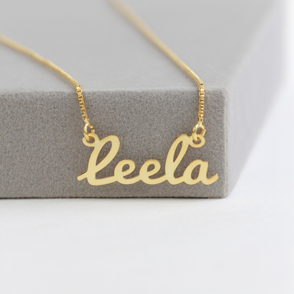 Signature Petals Name Necklace