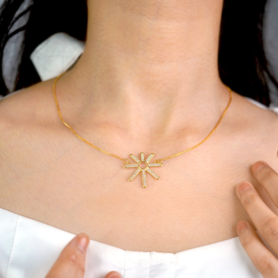 Wink Necklace
