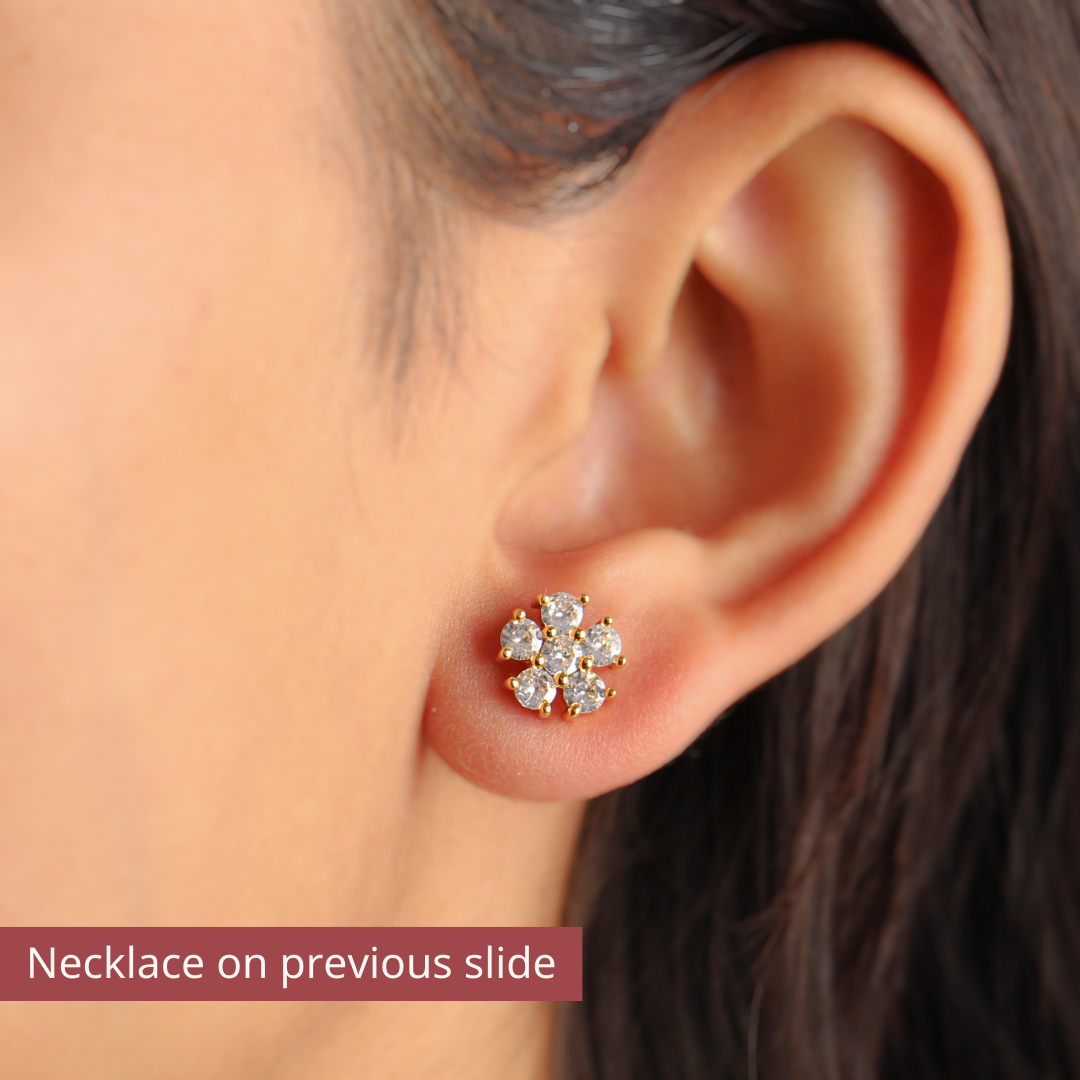 Lucky Petal Earrings & Necklace Set