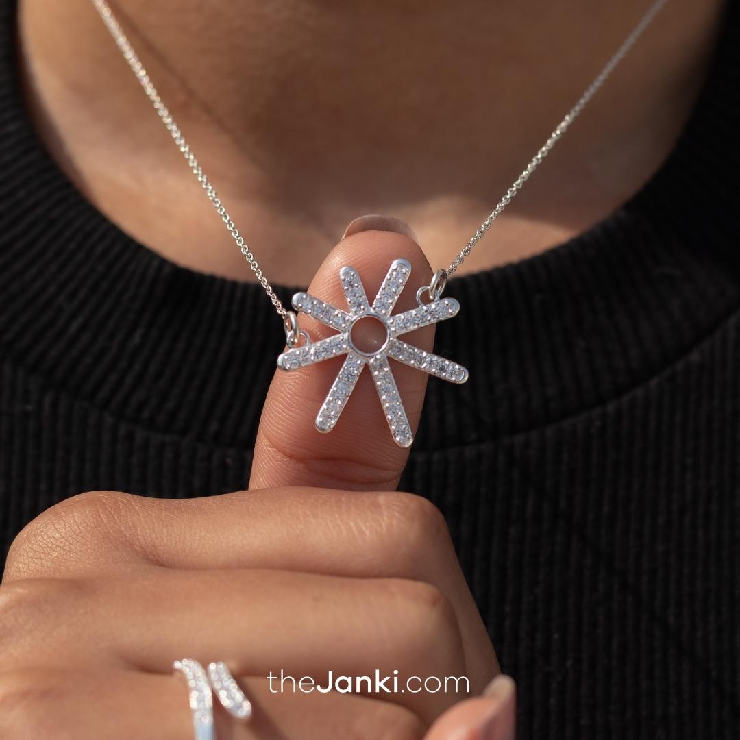 Wink Necklace