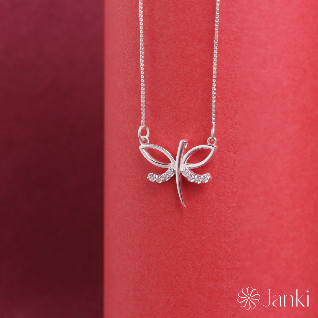Solitaire Buzz Necklace