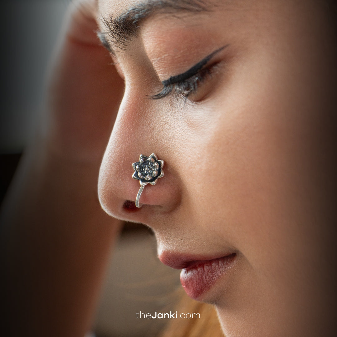 Janki Antique Sunflower Nosepin