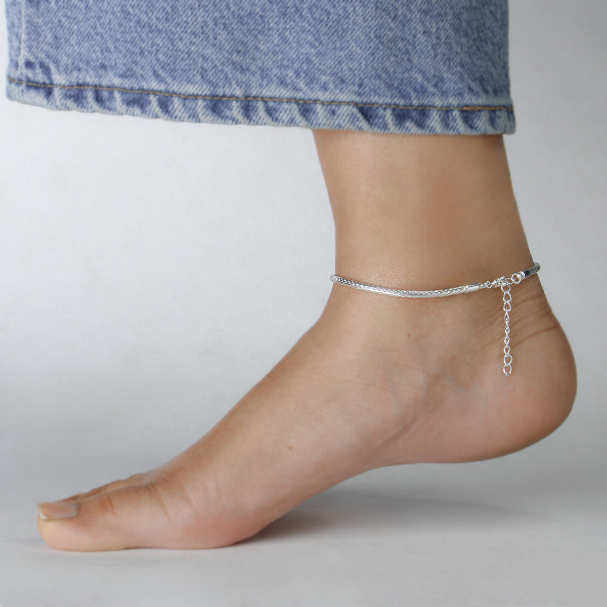 Minimal Snake Anklet