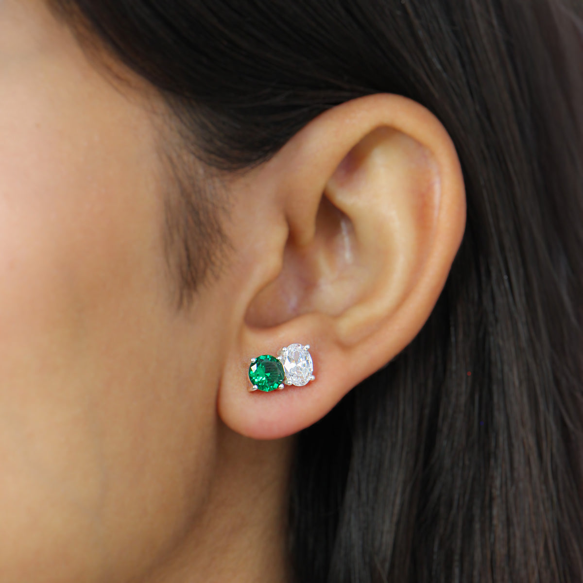 Emerald Toi Moi Oval Earrings