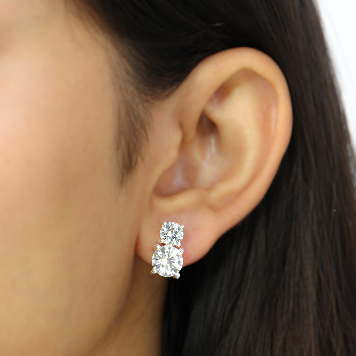 Grand Solitaire Earrings