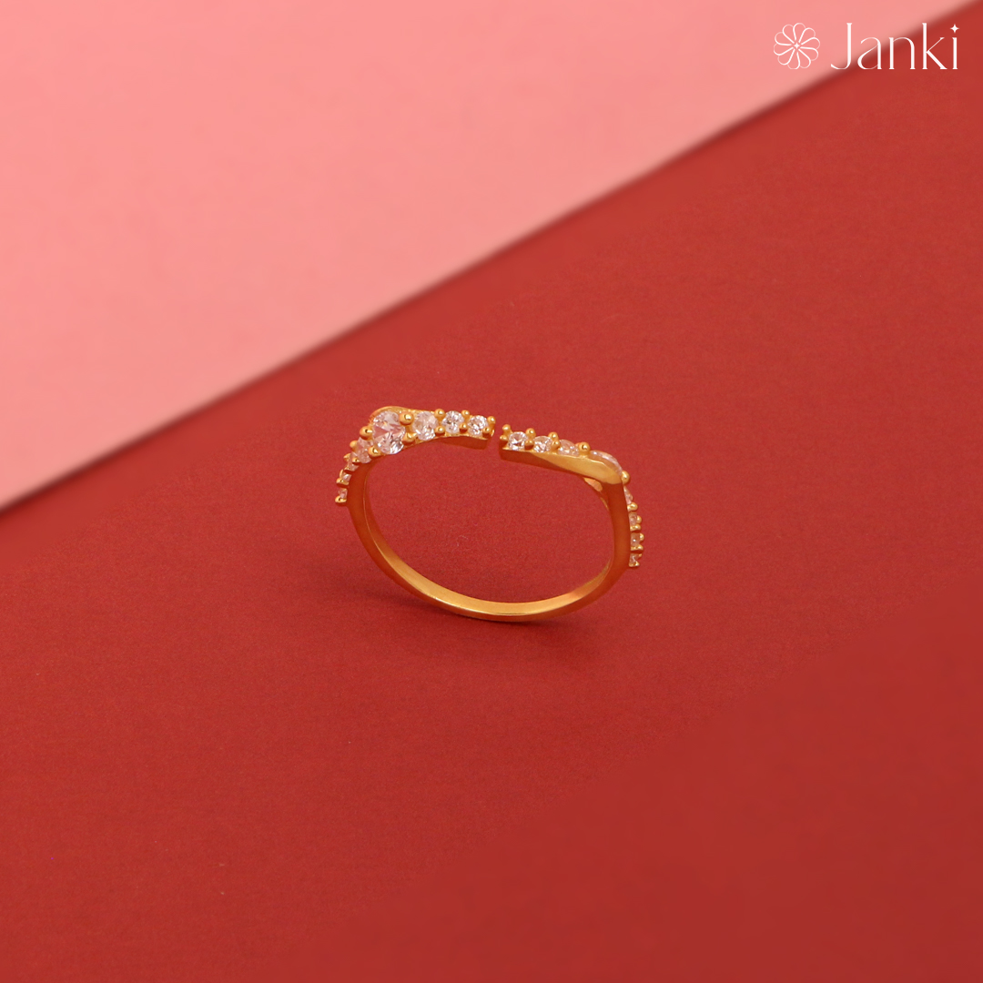 Enchanted Gleam Ring