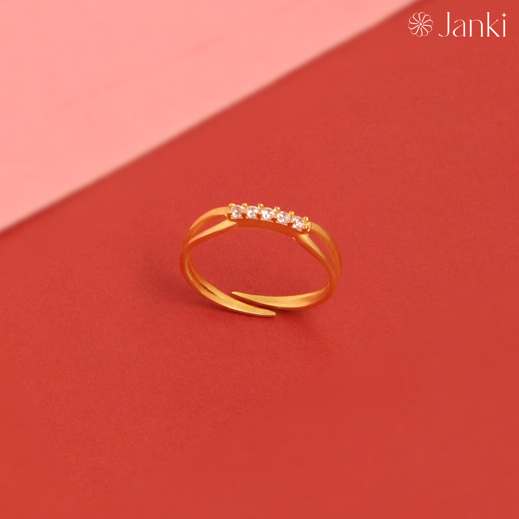 Radiant Reflection Ring