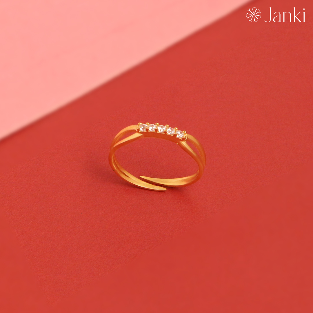 Radiant Reflection Ring