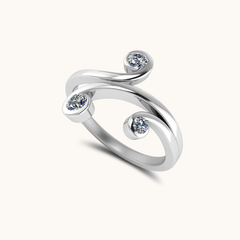 Janki Three Star Ring (Size 7)